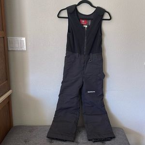 Bouldergear snow bibs. Child’s size 7. Black.